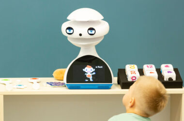 Rola technologii w edukacji małych dzieci – zalety i zagrożenia. Czy technologia wspiera rozwój?