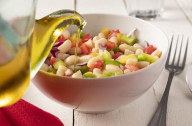 Tłuszcze, skąd się biorą i jakie mają znaczenie w diecie dziecka?